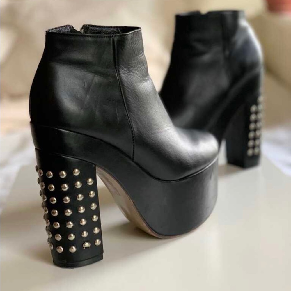 PARUOLO brand authentic leather boots